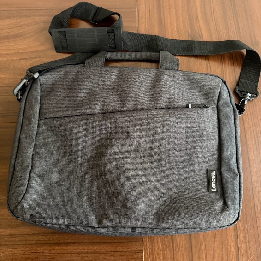 Lenovo gray Polyester Shoulder Bag for 15 in Laptop, Padded
